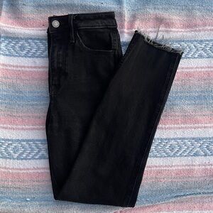 ultra high-waisted mom jeans with vintage stretch in black  #momjeans